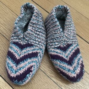 Bombas | Cozy Knit Slippers with Chevron Pattern (Toddler)